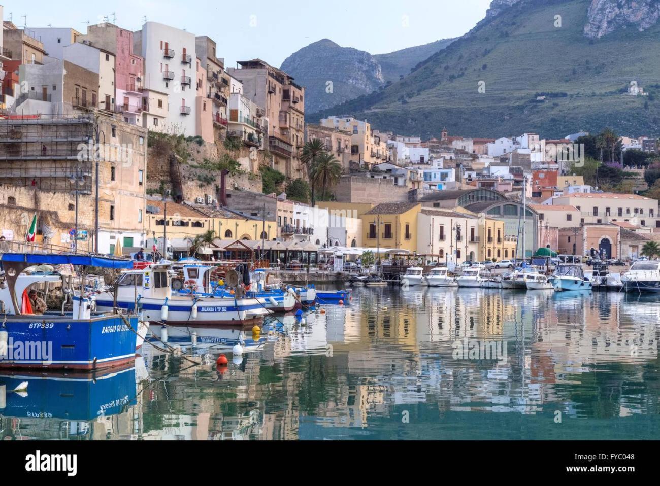 Golden House Apartment Castellammare del Golfo Exterior foto